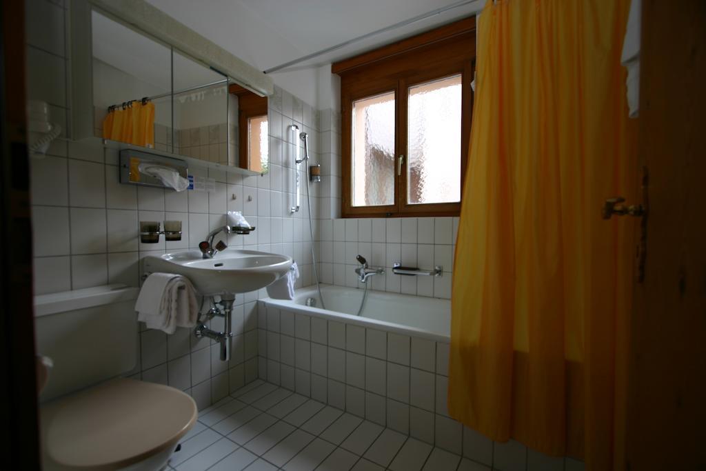Hotel Poestli Малоя Стая снимка