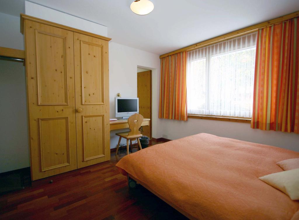 Hotel Poestli Малоя Стая снимка