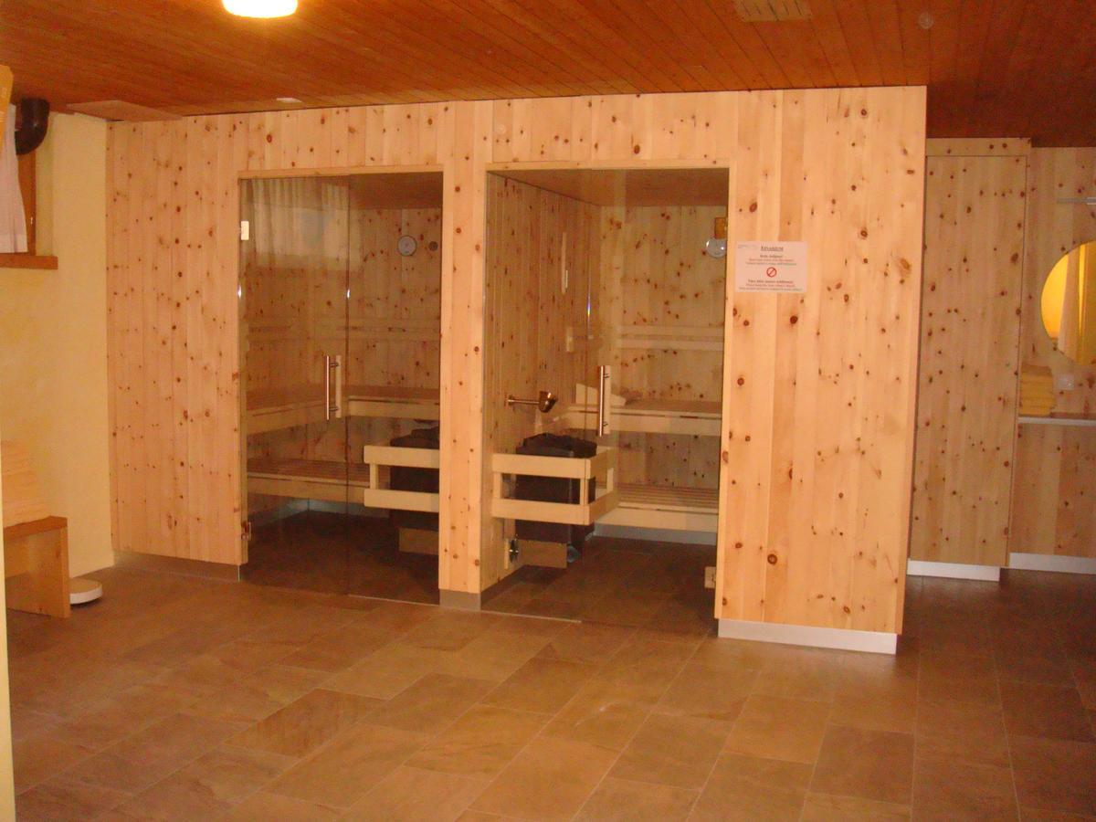 Hotel Poestli Малоя Екстериор снимка